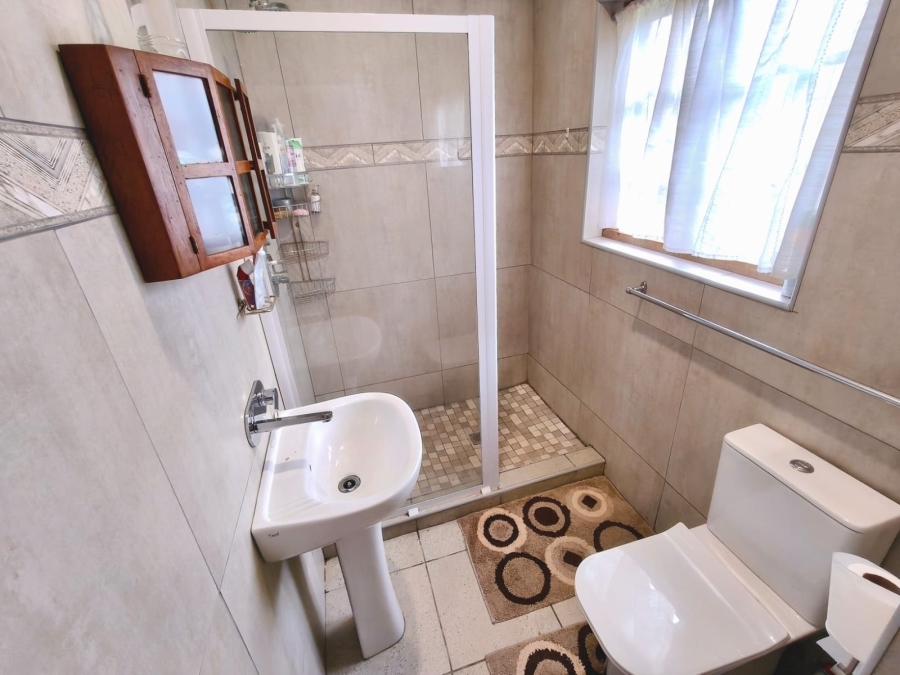 4 Bedroom Property for Sale in Oewersig North West
